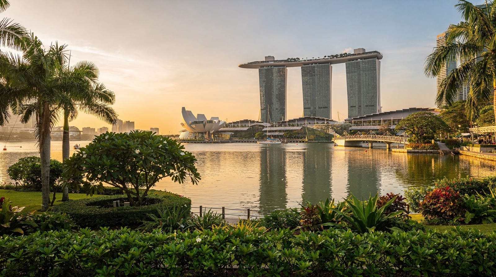 Singapore vs. Bangkok: eerlijke vergelijking voor reizigers die kiezen — Singapore vs. Bangkok — eerlijke vergelijking van kosten, eten, cultuur, vervoer