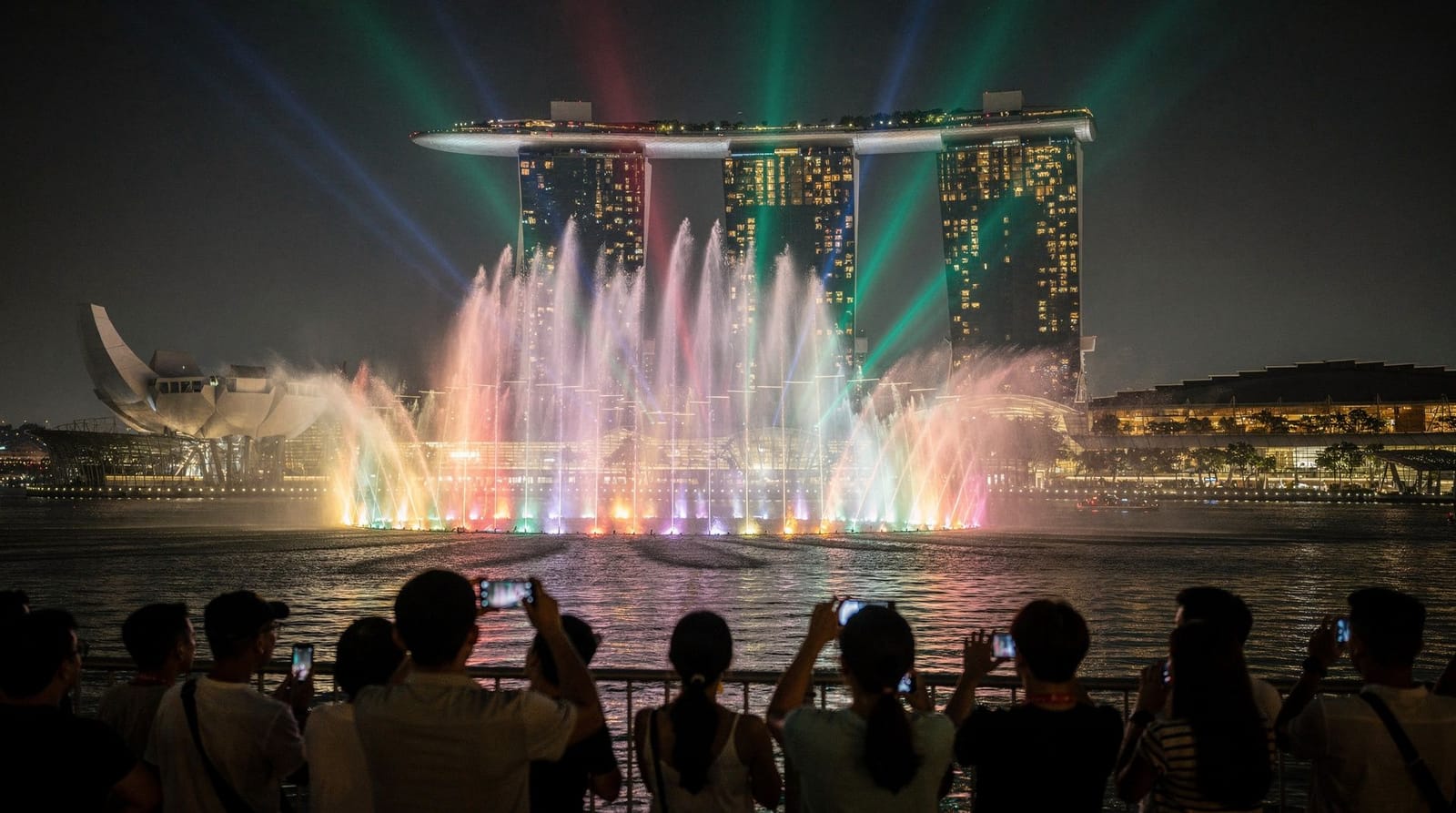 Wings of Time Singapore: eerlijke gids over de avondshow van Sentosa — Wings of Time Sentosa — eerlijke review, showtijden 2026, SGD 18 Standard vs SGD